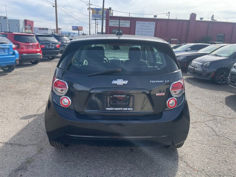 2015 Chevrolet Sonic LT Manual - Photo 5 - Reno, NV 89502