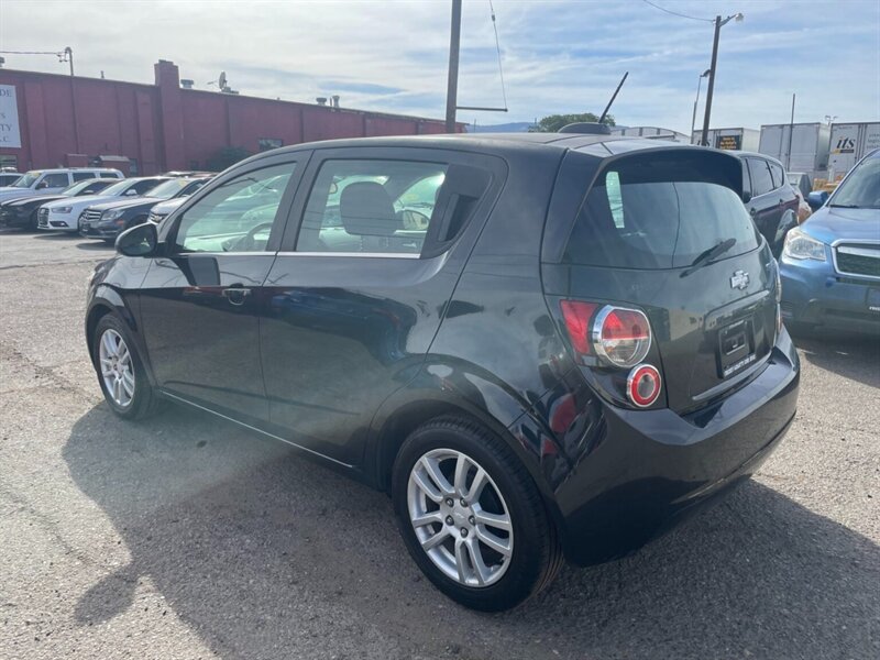 2015 Chevrolet Sonic LT Manual - Photo 4 - Reno, NV 89502