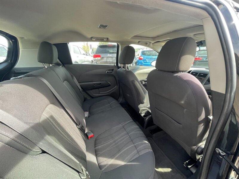 2015 Chevrolet Sonic LT Manual - Photo 15 - Reno, NV 89502