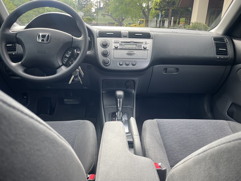 2004 Honda Civic Hybrid photo