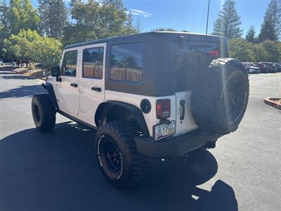 2010 Jeep Wrangler Unlimited Rubicon   - Photo 5 - Walnut Creek, CA 94597