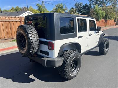 2010 Jeep Wrangler Unlimited Rubicon   - Photo 4 - Walnut Creek, CA 94597