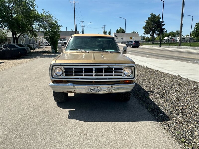 1975 Dodge Power Wagon  