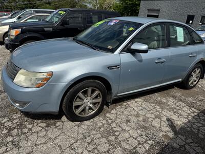 2008 Ford Taurus SEL   - Photo 2 - Kansas City, MO 64126