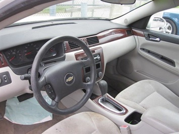 2007 Chevrolet Impala LS   - Photo 8 - Kansas City, MO 64126
