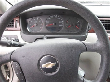 2007 Chevrolet Impala LS   - Photo 3 - Kansas City, MO 64126