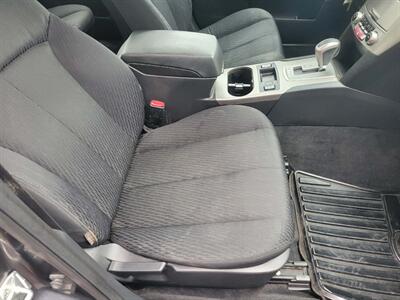 2011 Subaru Legacy 2.5i Premium   - Photo 13 - Du Quoin, IL 62832