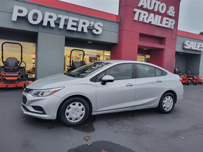 2018 Chevrolet Cruze LS Auto   - Photo 6 - Du Quoin, IL 62832