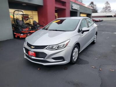 2018 Chevrolet Cruze LS Auto   - Photo 1 - Du Quoin, IL 62832