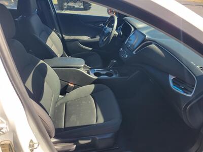 2020 Chevrolet Malibu LS   - Photo 10 - Du Quoin, IL 62832