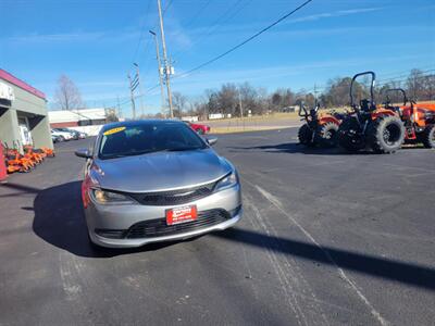 2016 Chrysler 200 LX   - Photo 9 - Du Quoin, IL 62832