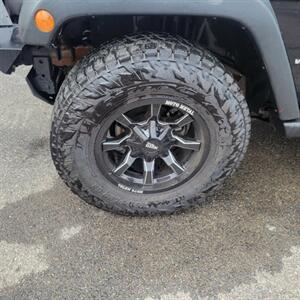2013 Jeep Wrangler Sport   - Photo 7 - Du Quoin, IL 62832