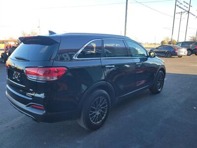 2017 Kia Sorento LX   - Photo 9 - Du Quoin, IL 62832