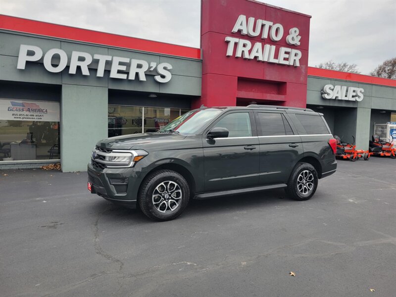 2023 Ford Expedition XLT  