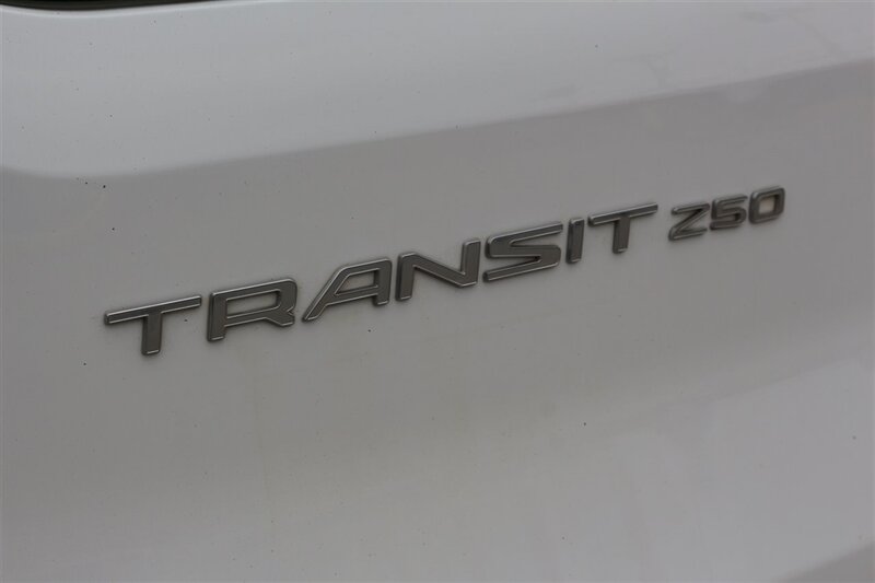 2018 Ford TRANSIT 250 photo