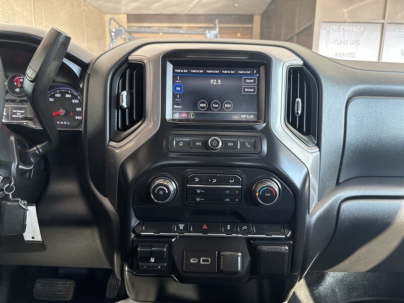 2021 Chevrolet Silverado 3500 Work Truck - Photo 24 - Arlington, TX 76011