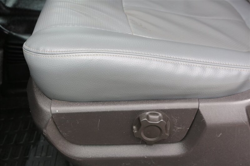 2014 Ford F-350 XL - Photo 29 - Arlington, TX 76011