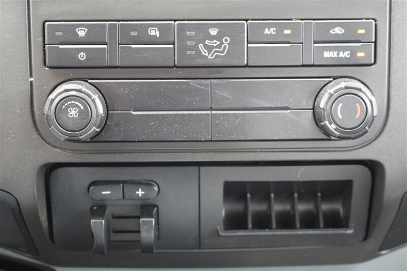 2014 Ford F-350 XL - Photo 22 - Arlington, TX 76011