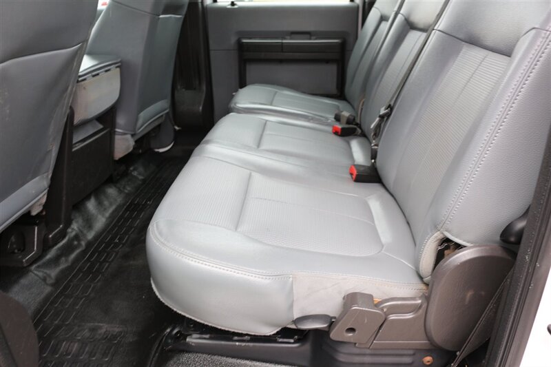 2014 Ford F-350 XL - Photo 33 - Arlington, TX 76011