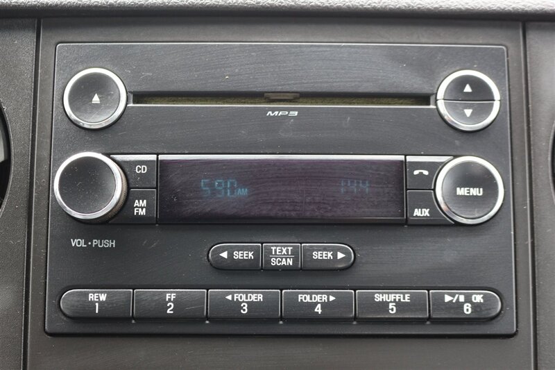 2014 Ford F-350 XL - Photo 21 - Arlington, TX 76011