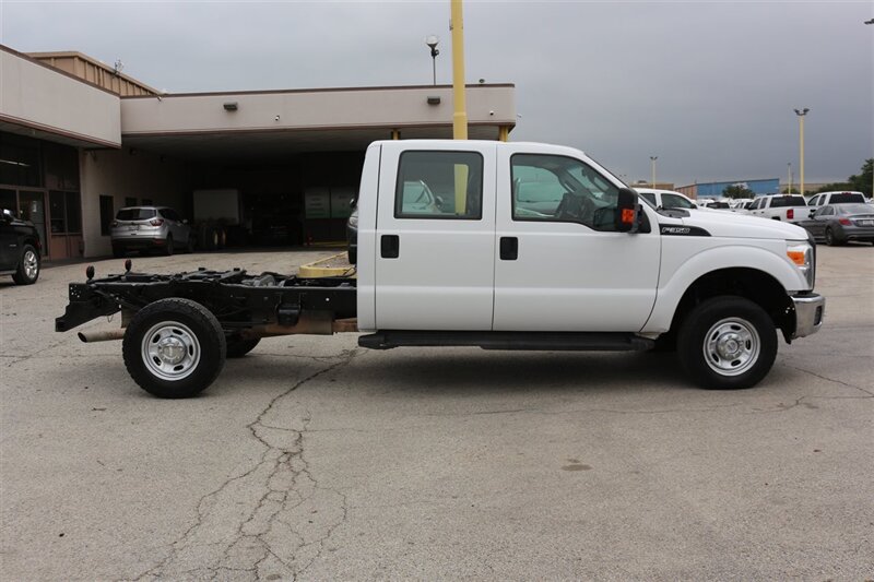 2014 Ford F-350 XL - Photo 10 - Arlington, TX 76011
