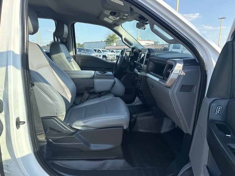 2022 Ford F-150 XL - Photo 16 - Arlington, TX 76011