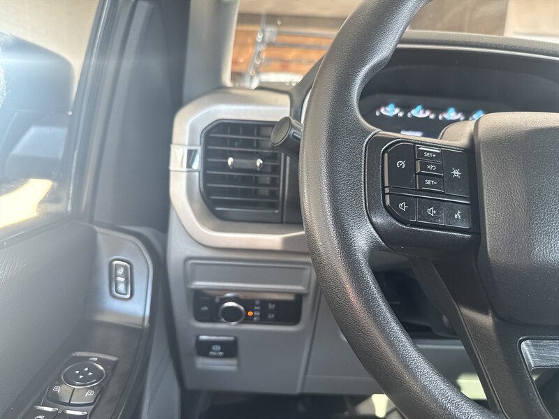 2022 Ford F-150 XL - Photo 19 - Arlington, TX 76011