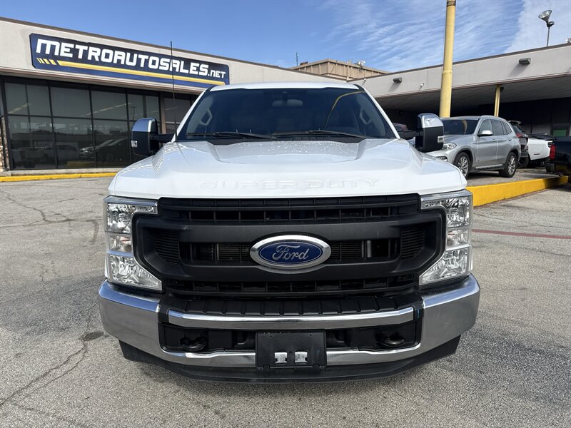 2022 Ford F-250 Super Duty Lariat - Photo 2 - Arlington, TX 76011