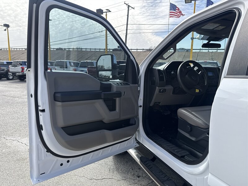 2022 Ford F-250 Super Duty Lariat - Photo 9 - Arlington, TX 76011