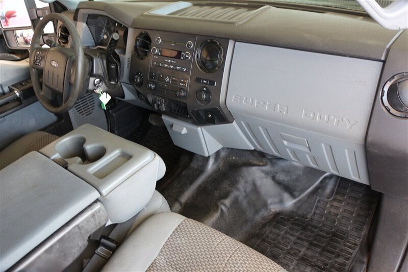 2012 Ford F-250 XL - Photo 32 - Arlington, TX 76011