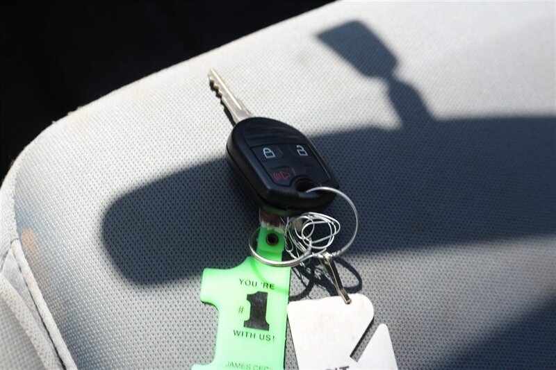 2012 Ford F-250 XL - Photo 38 - Arlington, TX 76011