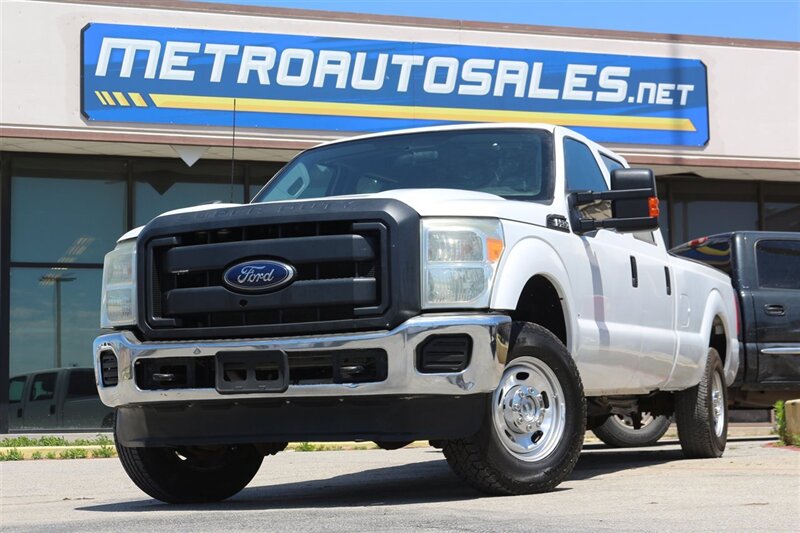 2012 Ford F-250 XL   - Photo 1 - Arlington, TX 76011