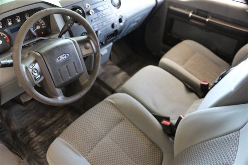 2012 Ford F-250 XL - Photo 16 - Arlington, TX 76011