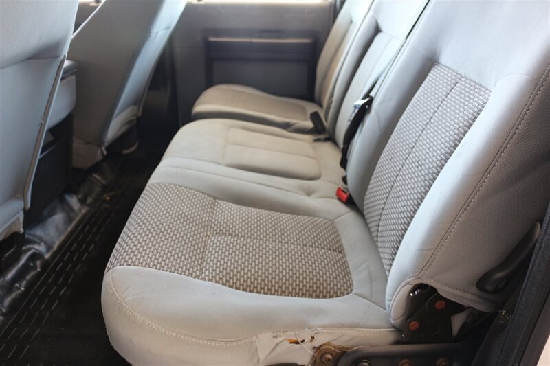 2012 Ford F-250 XL - Photo 31 - Arlington, TX 76011