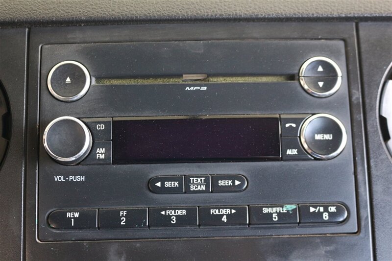 2012 Ford F-250 XL - Photo 21 - Arlington, TX 76011