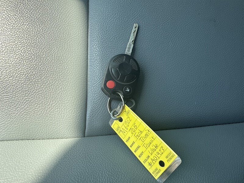 2015 Ford Transit 250 - Photo 27 - Arlington, TX 76011