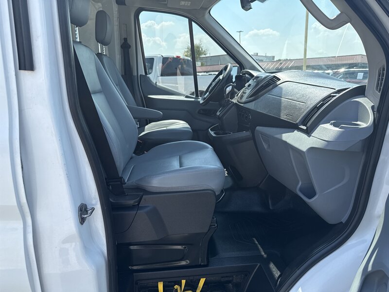 2015 Ford Transit 250 - Photo 16 - Arlington, TX 76011