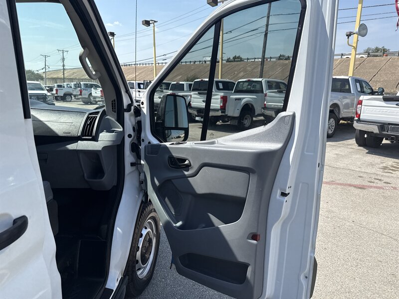 2015 Ford Transit 250 - Photo 14 - Arlington, TX 76011