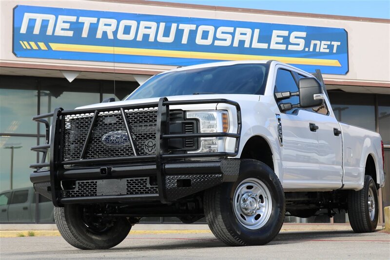 2019 Ford F-250 XL   - Photo 1 - Arlington, TX 76011
