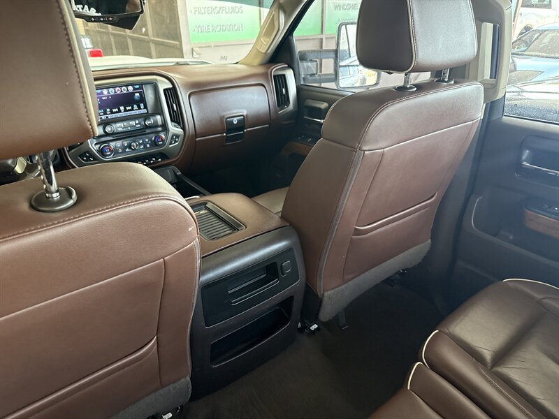 2019 Chevrolet Silverado 3500 High Country - Photo 32 - Arlington, TX 76011