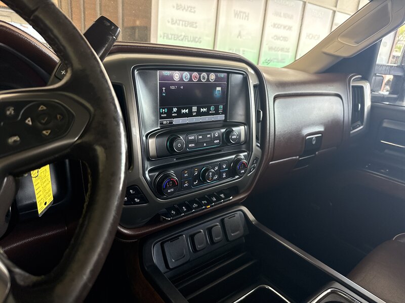 2019 Chevrolet Silverado 3500 High Country - Photo 28 - Arlington, TX 76011