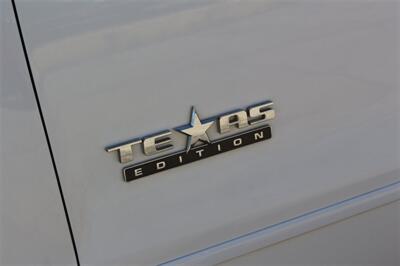 2017 Chevrolet Silverado 1500 LT Z71   - Photo 15 - Arlington, TX 76011