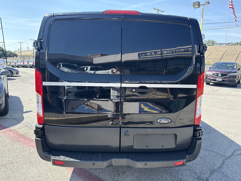 2018 Ford Transit 150 - Photo 6 - Arlington, TX 76011
