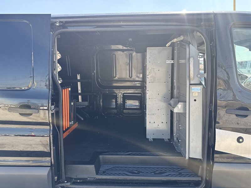 2018 Ford Transit 150 - Photo 16 - Arlington, TX 76011