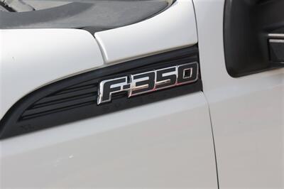 2013 Ford F-350 XL   - Photo 15 - Arlington, TX 76011