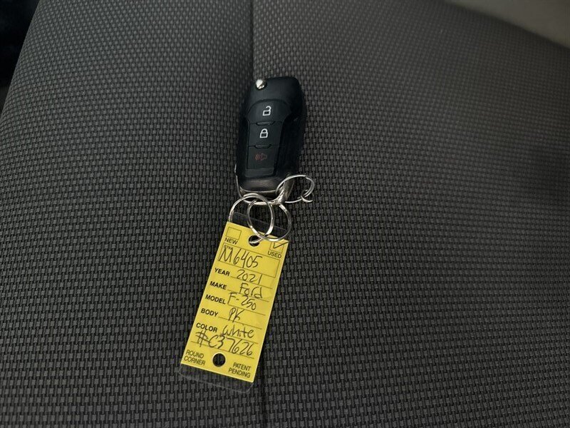 2021 Ford F-250 XL - Photo 32 - Arlington, TX 76011