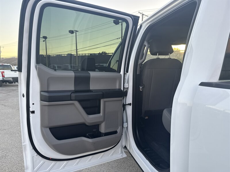 2021 Ford F-250 XL - Photo 16 - Arlington, TX 76011
