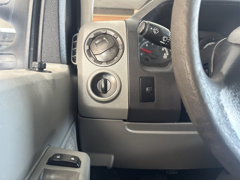 2012 Ford E-250 - Photo 18 - Arlington, TX 76011