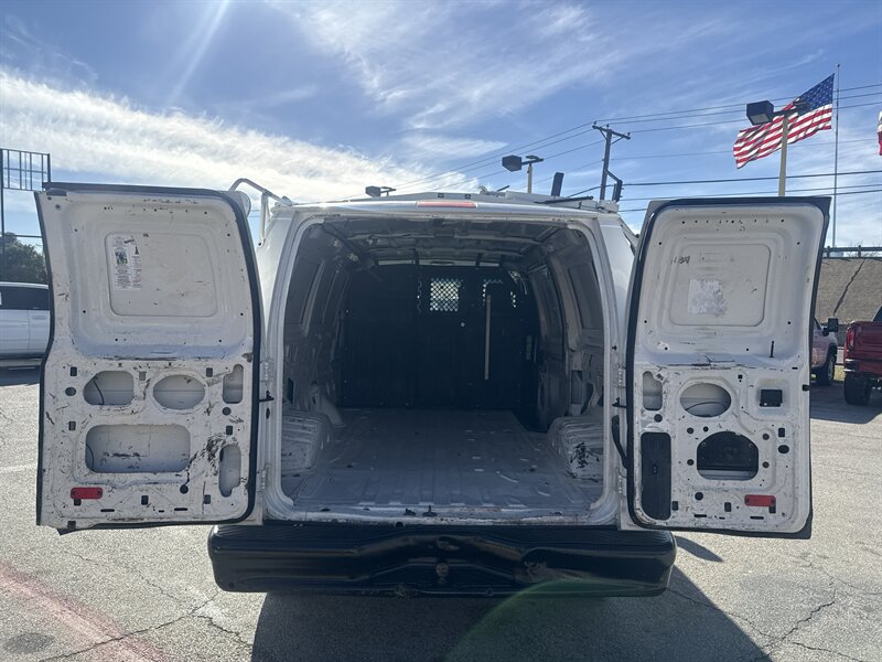 2012 Ford E-250 - Photo 7 - Arlington, TX 76011