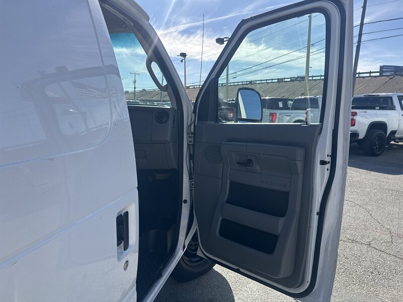 2012 Ford E-250 - Photo 14 - Arlington, TX 76011